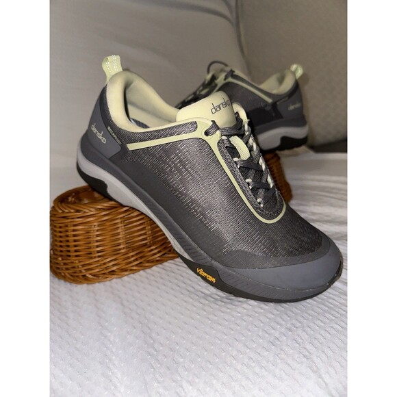 Dansko Makayla Hiking Shoes Women Waterproof Gray Vibram sz 37/6.5-7